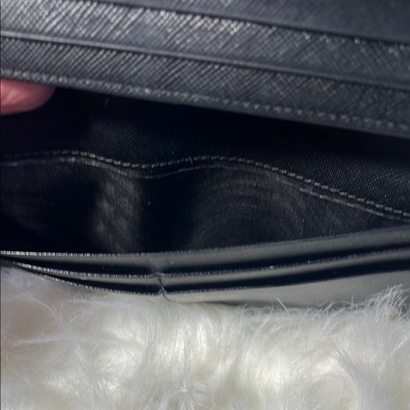 Prada Black Logo Vitello Move Long Leather Wallet p41 - Picture 9 of 16